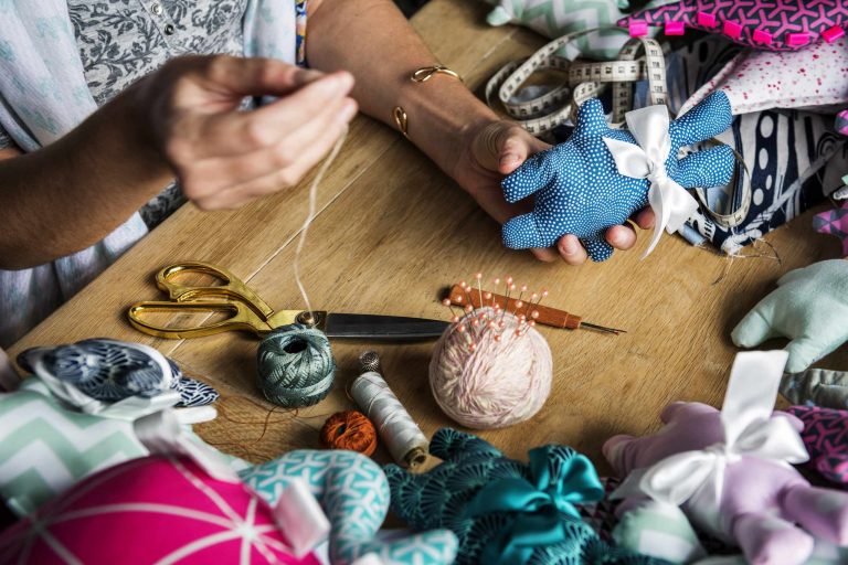 Avoiding Misalignment of Layers During Cutting and Sewing